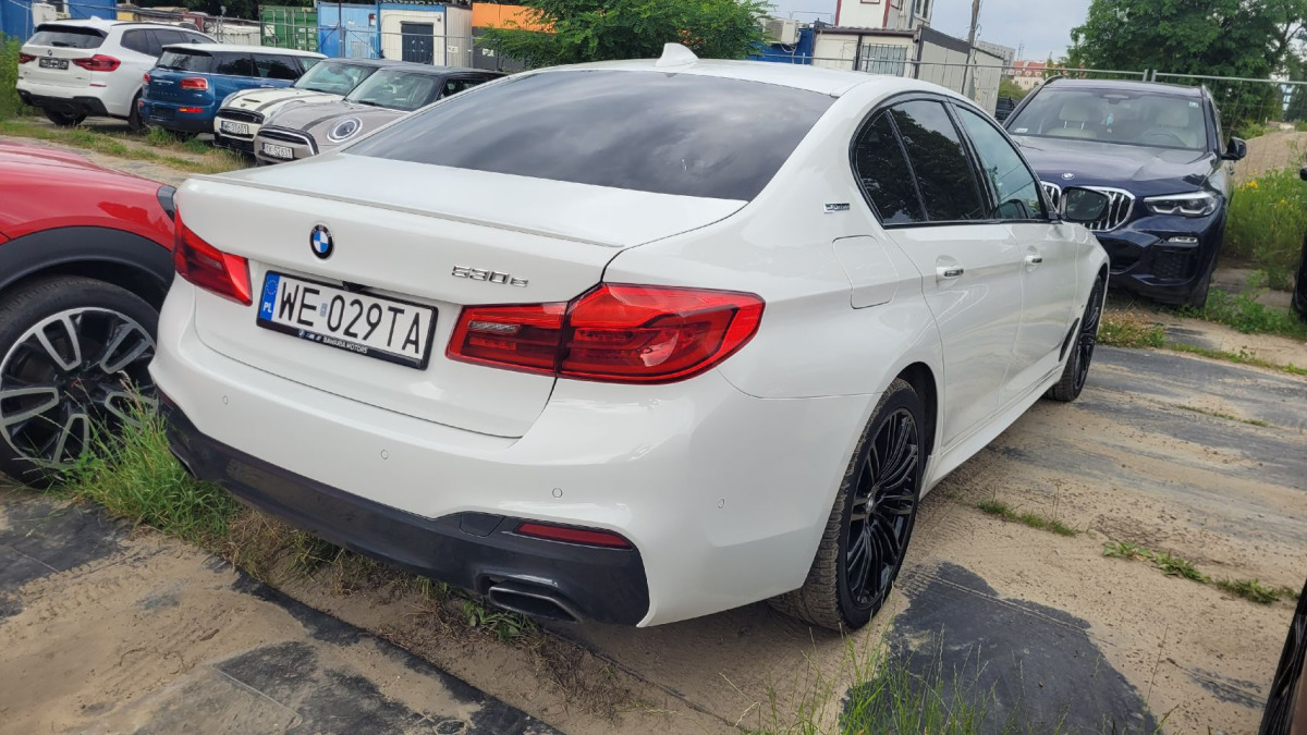 BMW 530e iPerformance M Sport SEDAN - Sedan: picture 3 BMW 530e iPerformance M Sport SEDAN - Sedan: picture 3