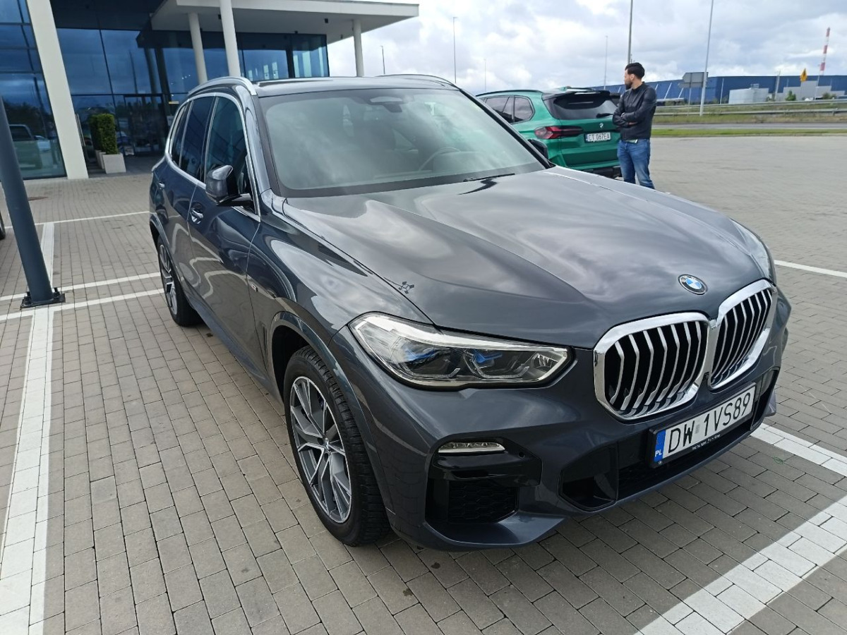 BMW X5 xDrive45e aut KOMBI - Car: picture 1 BMW X5 xDrive45e aut KOMBI - Car: picture 1