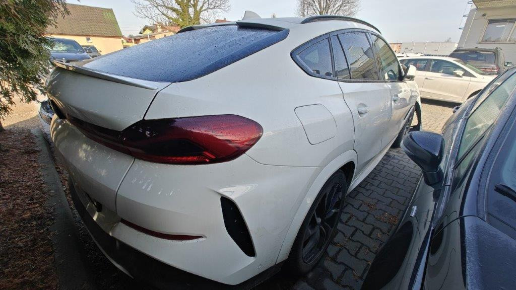BMW X6 SUV - SUV: picture 4 BMW X6 SUV - SUV: picture 4