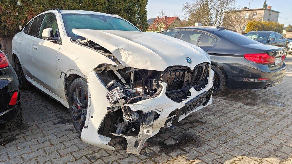 BMW X6 SUV - SUV: picture 1 BMW X6 SUV - SUV: picture 1