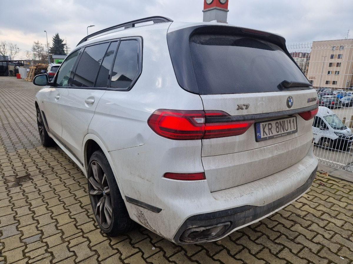 BMW X7 M50d SUV - SUV: picture 3 BMW X7 M50d SUV - SUV: picture 3