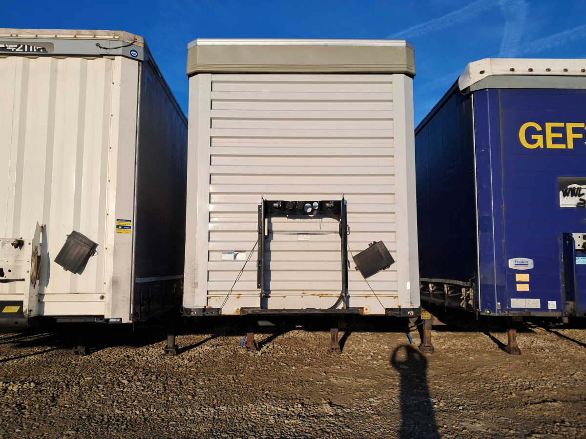 CIMC VEHICLES FIRANA - Curtainsider trailer: picture 2 CIMC VEHICLES FIRANA - Curtainsider trailer: picture 2