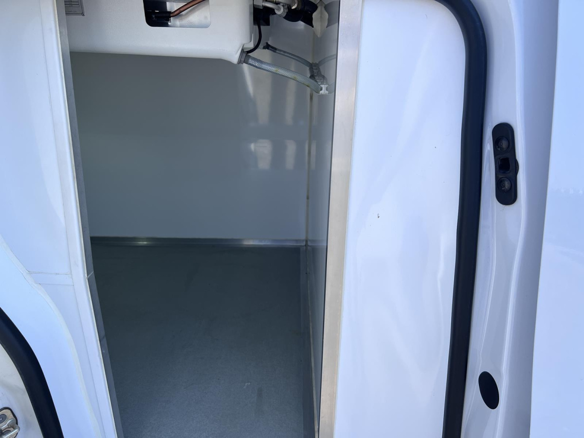 Leasing of  FIAT DOBLO VAN L2 1.5 BLUEHDI S&S MT6 FURGON BLASZAK ZABUDOWA IZOTERMICZNA + AGREGAT CHŁODNICZY HT050RT FIAT DOBLO VAN L2 1.5 BLUEHDI S&S MT6 FURGON BLASZAK ZABUDOWA IZOTERMICZNA + AGREGAT CHŁODNICZY HT050RT: picture 17
