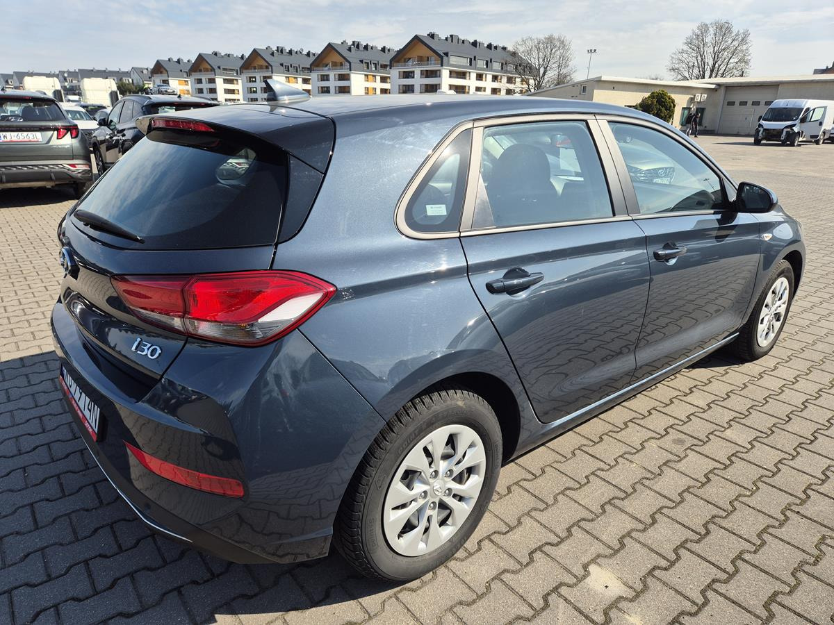 HYUNDAI I30 HATCHBACK - Hatchback: picture 4 HYUNDAI I30 HATCHBACK - Hatchback: picture 4