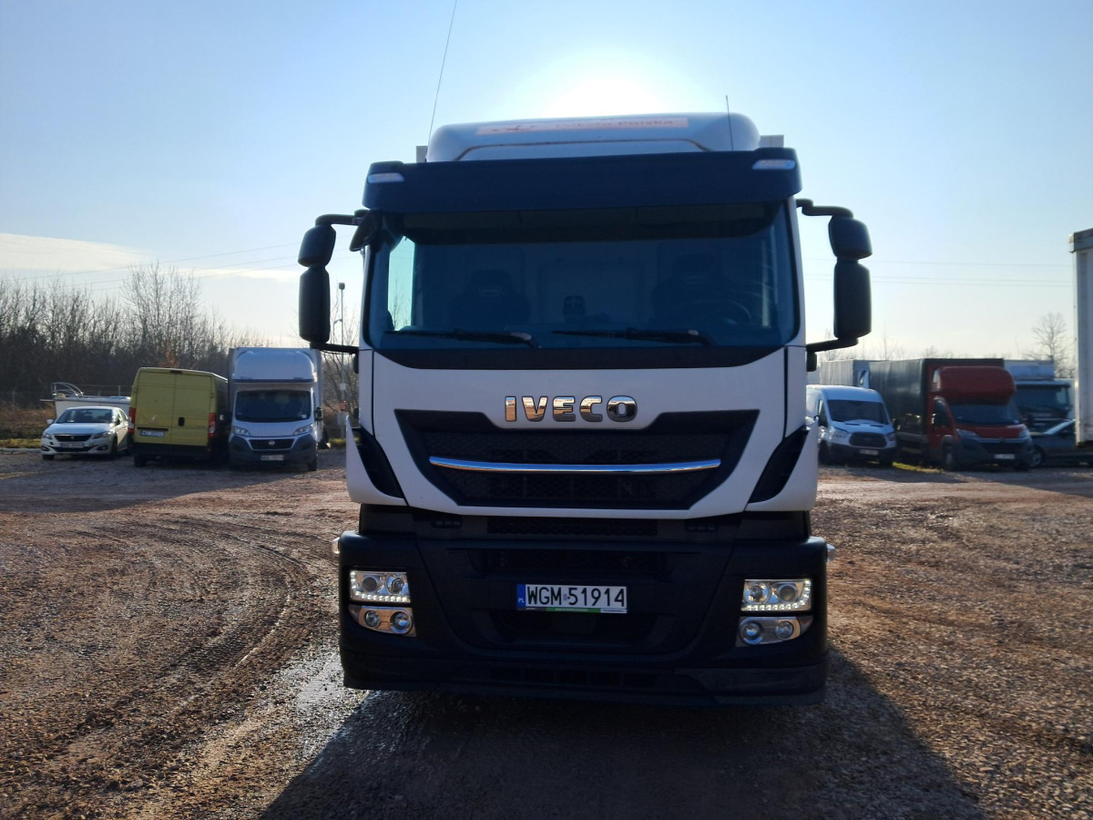 IVECO AD260SY/P KONTENER Z WINDĄ - Box truck: picture 3 IVECO AD260SY/P KONTENER Z WINDĄ - Box truck: picture 3