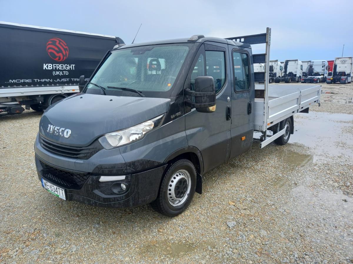 IVECO DAILY 35S15 DOKA - Combi van: picture 2 IVECO DAILY 35S15 DOKA - Combi van: picture 2