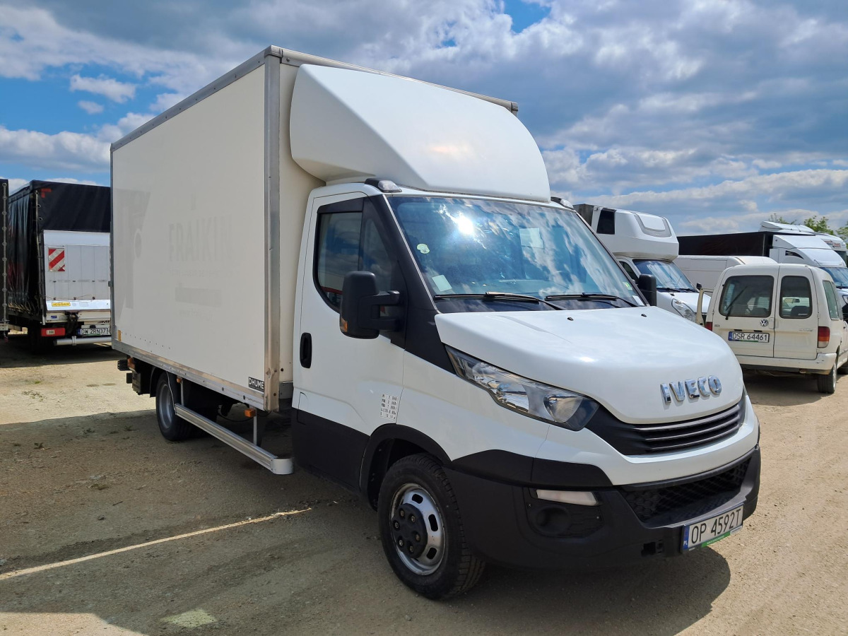 IVECO DAILY KONTENER Z WINDĄ - Box van: picture 1 IVECO DAILY KONTENER Z WINDĄ - Box van: picture 1