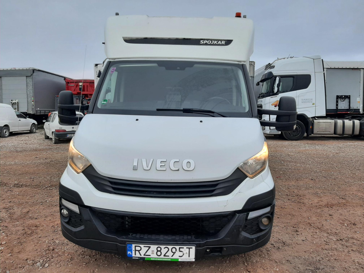 IVECO DAILY PLANDEKA - Curtain side van: picture 3 IVECO DAILY PLANDEKA - Curtain side van: picture 3