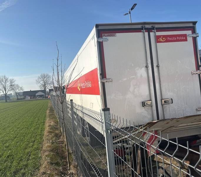 IVECO STRALIS KONTENER - Box truck: picture 3 IVECO STRALIS KONTENER - Box truck: picture 3