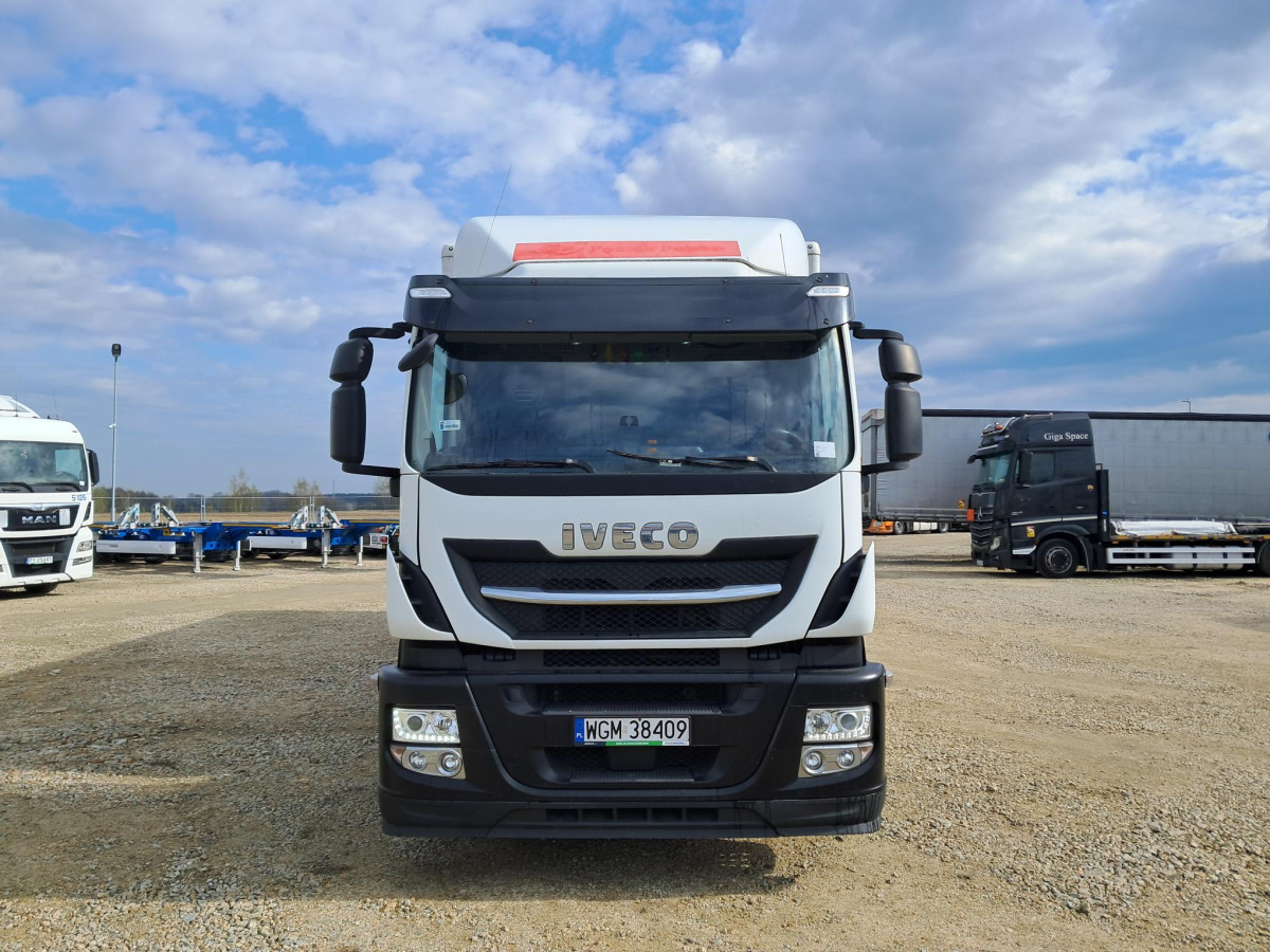 IVECO STRALIS KONTENER Z WINDĄ - Box truck: picture 2 IVECO STRALIS KONTENER Z WINDĄ - Box truck: picture 2