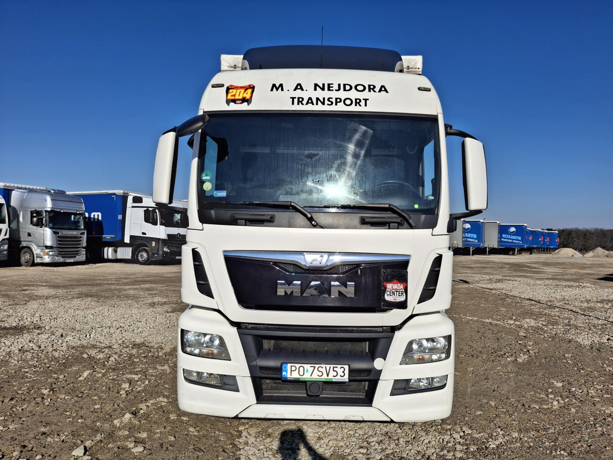 MAN TGS 18.320 4X2 LL SOLÓWKA - Curtainsider truck: picture 3 MAN TGS 18.320 4X2 LL SOLÓWKA - Curtainsider truck: picture 3
