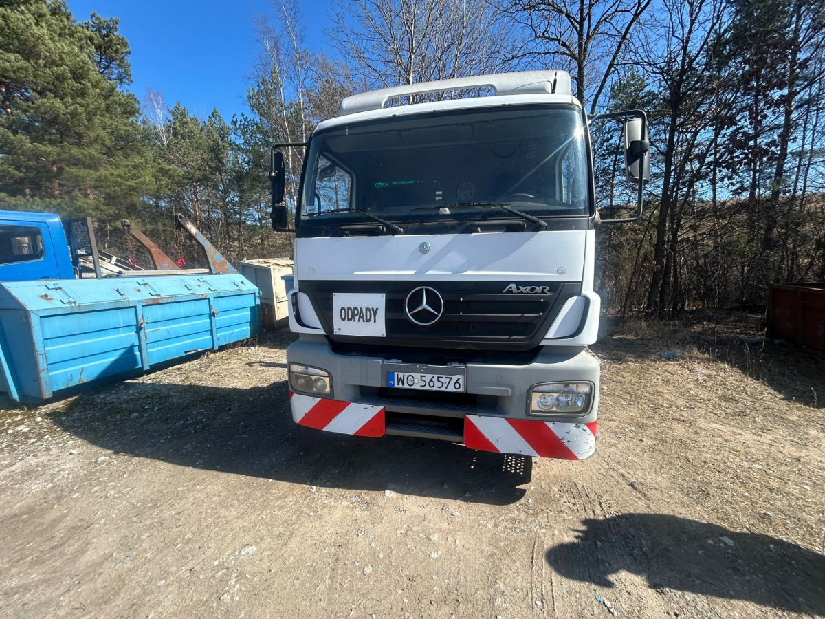 MERCEDES BENZ AXOR HAKOWIEC - Hook lift truck: picture 3 MERCEDES BENZ AXOR HAKOWIEC - Hook lift truck: picture 3
