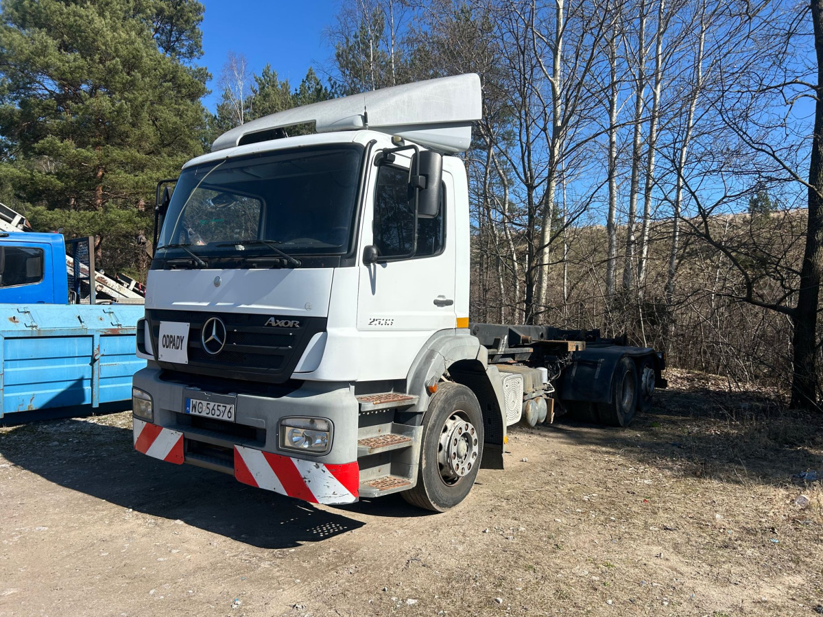 MERCEDES BENZ AXOR HAKOWIEC - Hook lift truck: picture 2 MERCEDES BENZ AXOR HAKOWIEC - Hook lift truck: picture 2