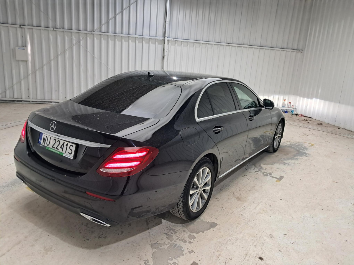 MERCEDES BENZ E 200 D SEDAN - Car: picture 4 MERCEDES BENZ E 200 D SEDAN - Car: picture 4
