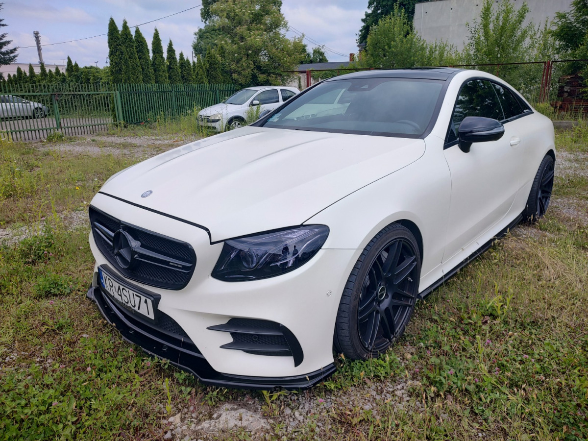 MERCEDES BENZ E KLASA COUPE - Car: picture 3 MERCEDES BENZ E KLASA COUPE - Car: picture 3