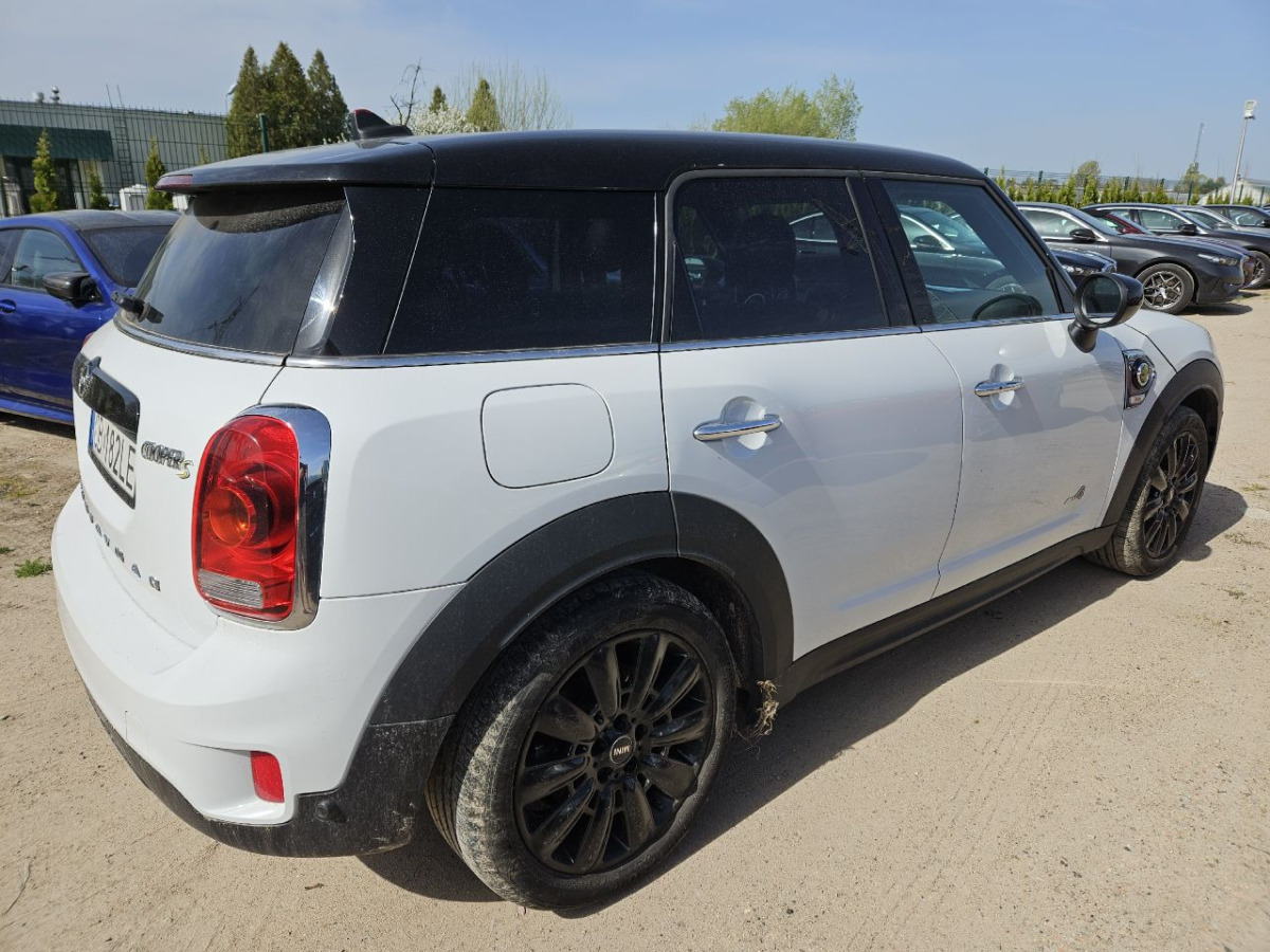 MINI COUNTRYMAN KOMBI - Car: picture 4 MINI COUNTRYMAN KOMBI - Car: picture 4