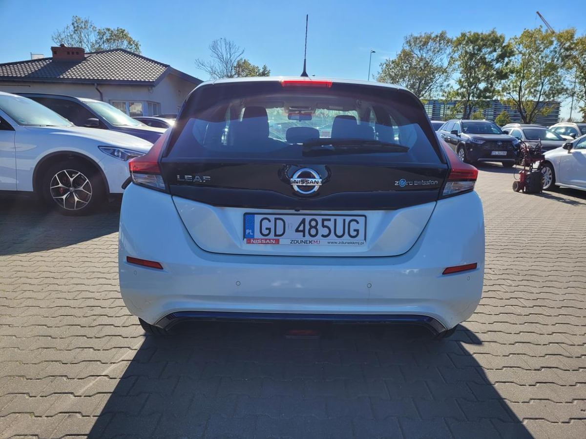 NISSAN LEAF HATCHBACK - Car: picture 5 NISSAN LEAF HATCHBACK - Car: picture 5
