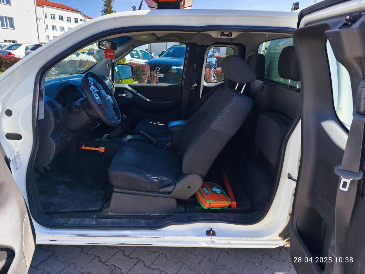 NISSAN NAVARA PICK-UP - Pickup truck: picture 5 NISSAN NAVARA PICK-UP - Pickup truck: picture 5
