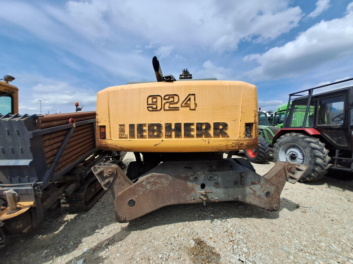 Koparka kołowa – LIEBHERR A 924 C LITRONIC – 2011 – 20 177 h – prace ziemne - Other machinery: picture 4 Koparka kołowa – LIEBHERR A 924 C LITRONIC – 2011 – 20 177 h – prace ziemne - Other machinery: picture 4