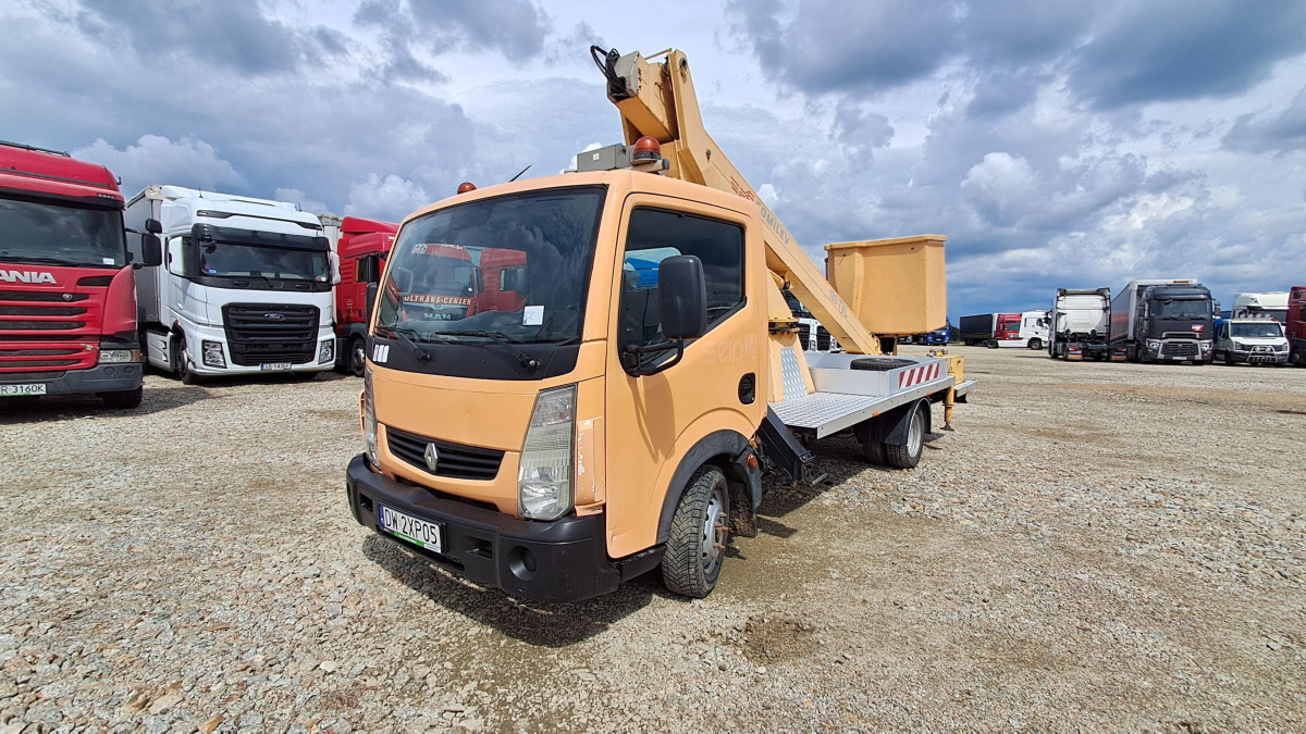 Podnośnik do prac konserwacyjno-montażowych RENAULT MAXITY - Other machinery: picture 2 Podnośnik do prac konserwacyjno-montażowych RENAULT MAXITY - Other machinery: picture 2