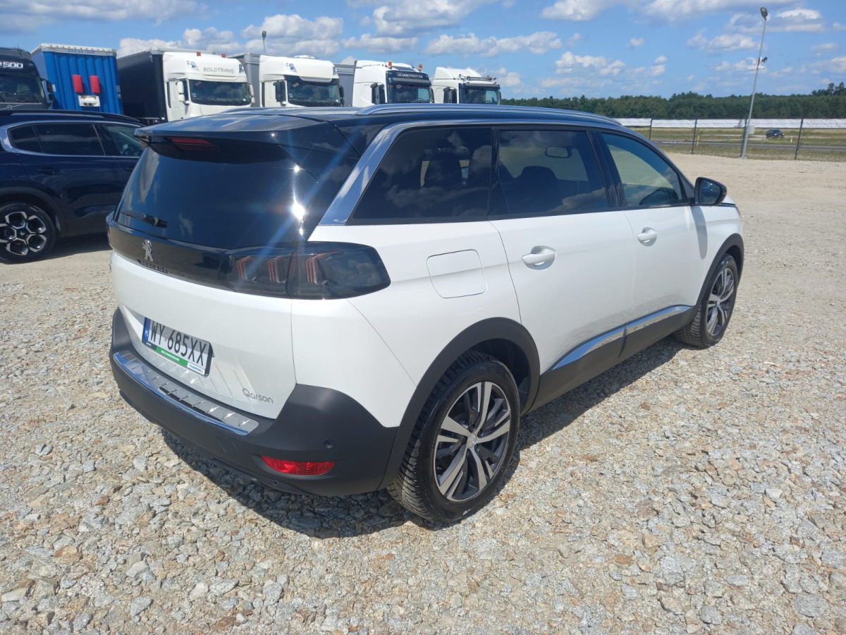 PEUGEOT 5008 SUV - SUV: picture 5 PEUGEOT 5008 SUV - SUV: picture 5