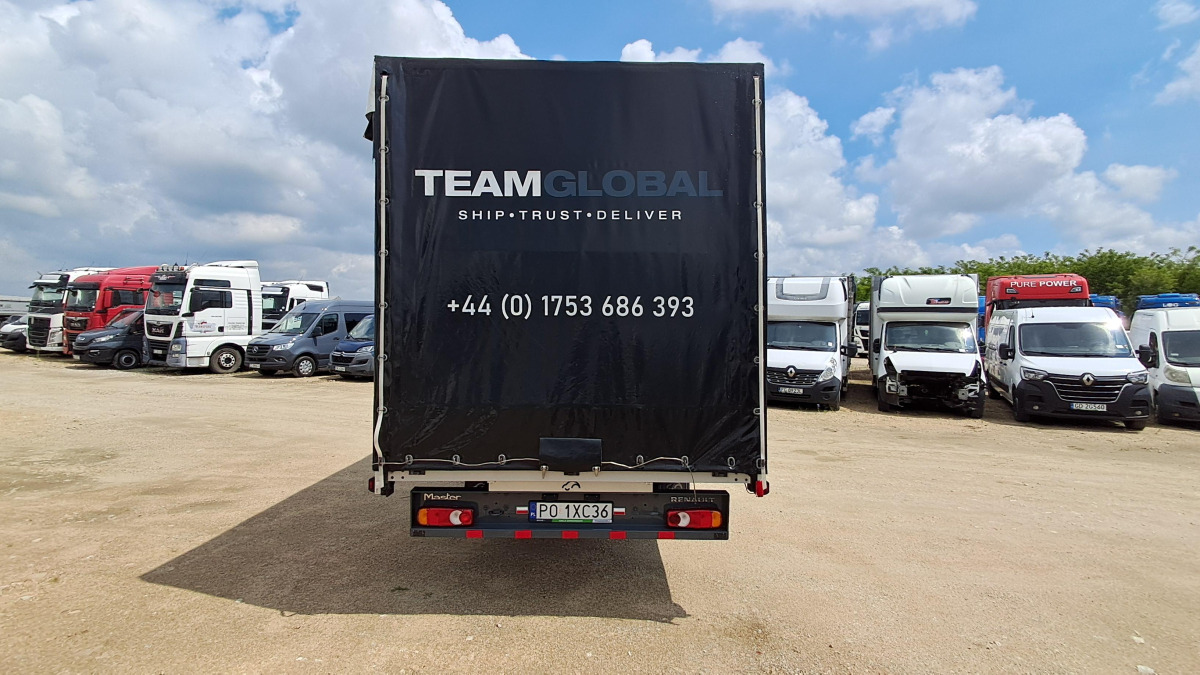 RENAULT/CARPOL MASTER PLANDEKA - Curtain side van: picture 4 RENAULT/CARPOL MASTER PLANDEKA - Curtain side van: picture 4