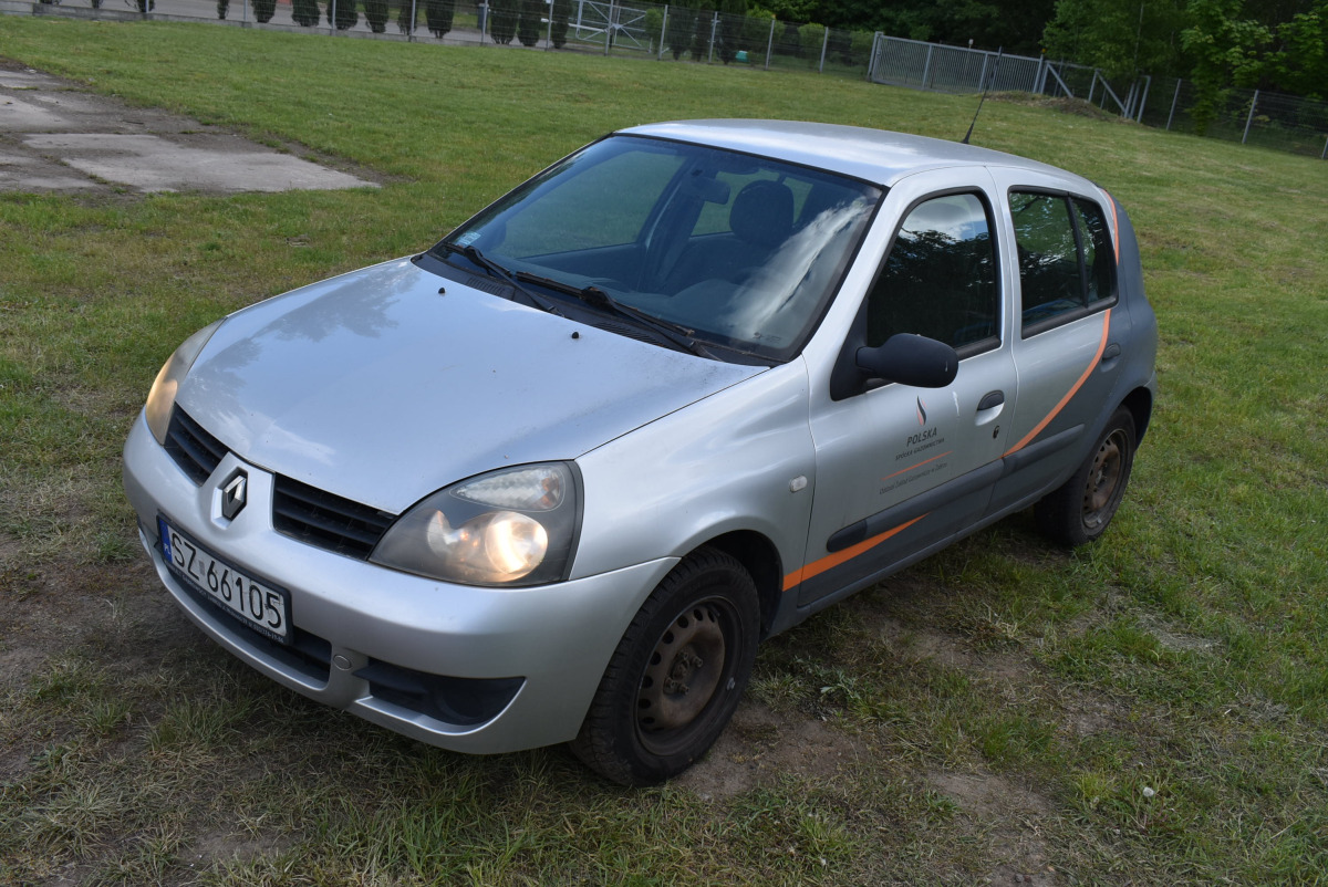 RENAULT CLIO HATCHBACK - Hatchback: picture 2 RENAULT CLIO HATCHBACK - Hatchback: picture 2