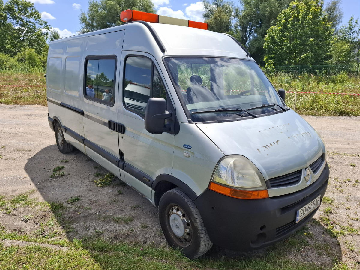 RENAULT MASTER BRYGADÓWKA - Combi van: picture 1 RENAULT MASTER BRYGADÓWKA - Combi van: picture 1