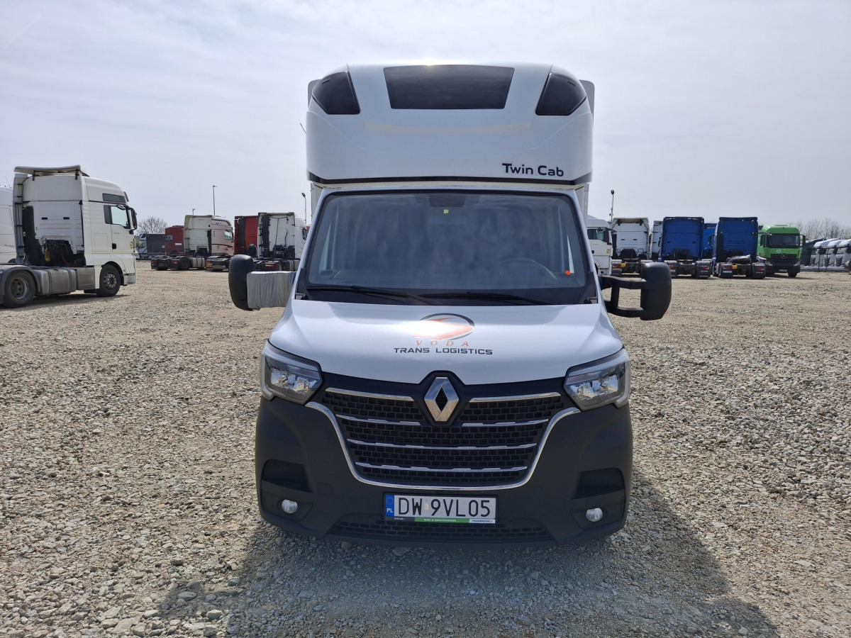 RENAULT Master PLANDEKA - Curtain side van: picture 2 RENAULT Master PLANDEKA - Curtain side van: picture 2