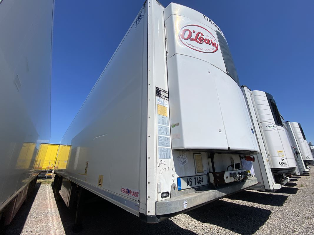 SCHMITZ CARGOBULL SCB*S3B CHŁODNIA - Refrigerator trailer: picture 5 SCHMITZ CARGOBULL SCB*S3B CHŁODNIA - Refrigerator trailer: picture 5