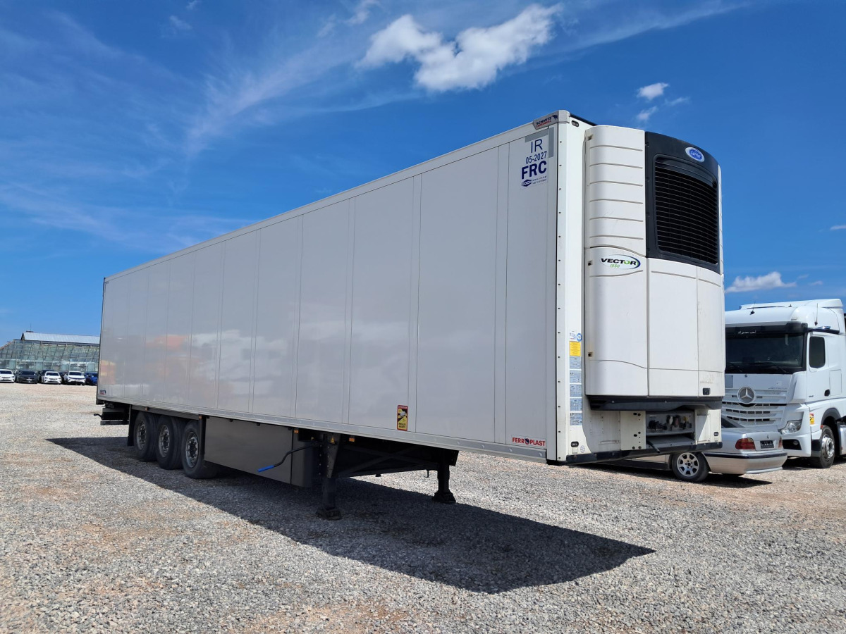 SCHMITZ CARGOBULL SKO 24/L-13.4 FP COOL V7 CHŁODNIA - Refrigerator trailer: picture 1 SCHMITZ CARGOBULL SKO 24/L-13.4 FP COOL V7 CHŁODNIA - Refrigerator trailer: picture 1