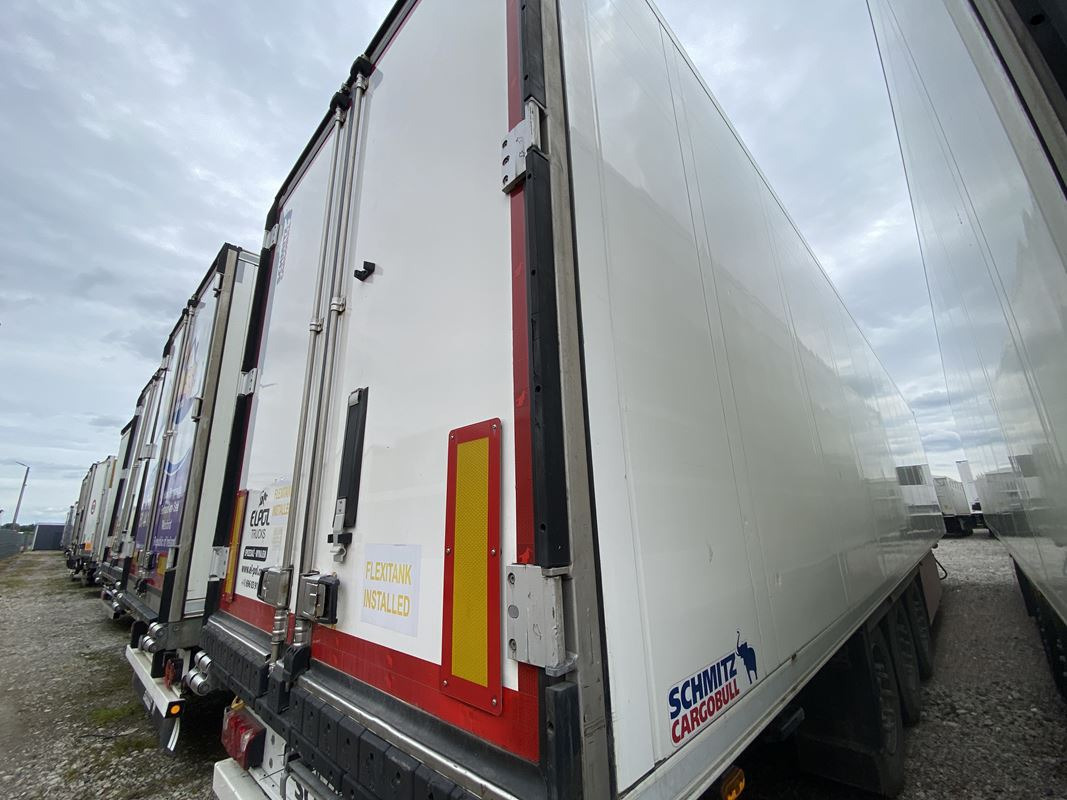 SCHMITZ SCB S3B CHŁODNIA - Refrigerator semi-trailer: picture 5 SCHMITZ SCB S3B CHŁODNIA - Refrigerator semi-trailer: picture 5