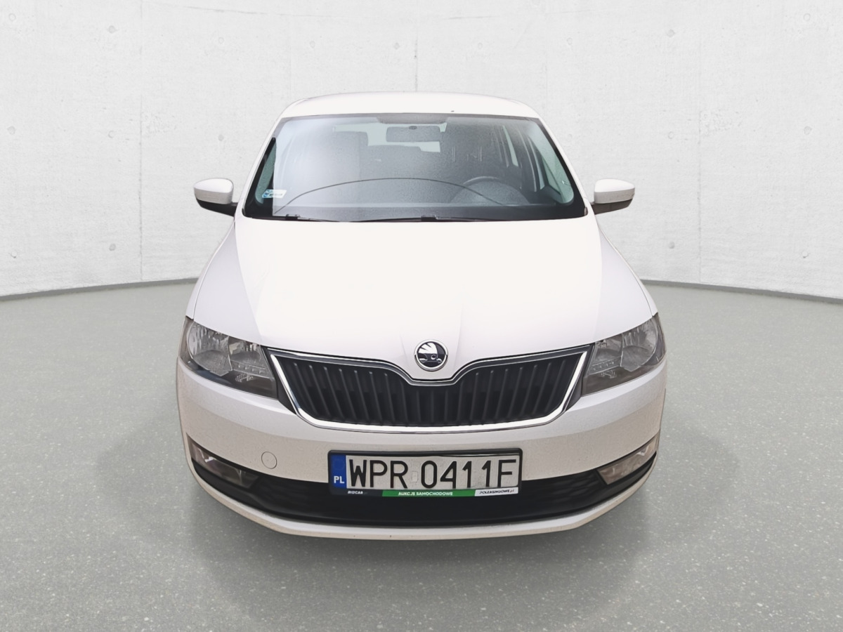 SKODA RAPID KOMBI - Car: picture 3 SKODA RAPID KOMBI - Car: picture 3
