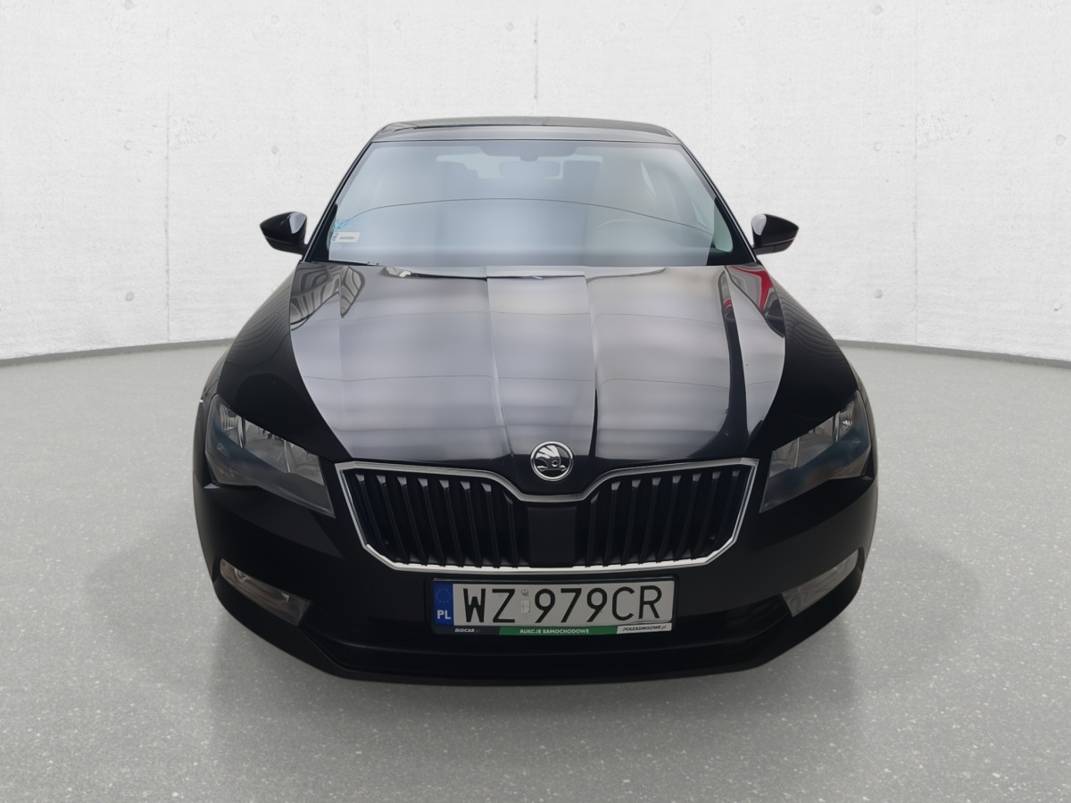 SKODA SUPERB LIFTBACK - Car: picture 4 SKODA SUPERB LIFTBACK - Car: picture 4