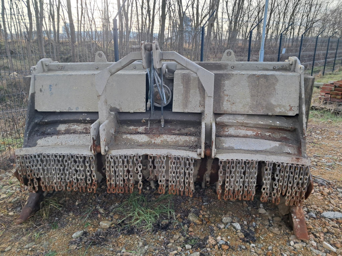 Stabilizator gruntu TOZAMET FG-650B – 2400 mm – 650 mm – wał 310 obr/min - Soil stabilizer, Attachment: picture 3 Stabilizator gruntu TOZAMET FG-650B – 2400 mm – 650 mm – wał 310 obr/min - Soil stabilizer, Attachment: picture 3