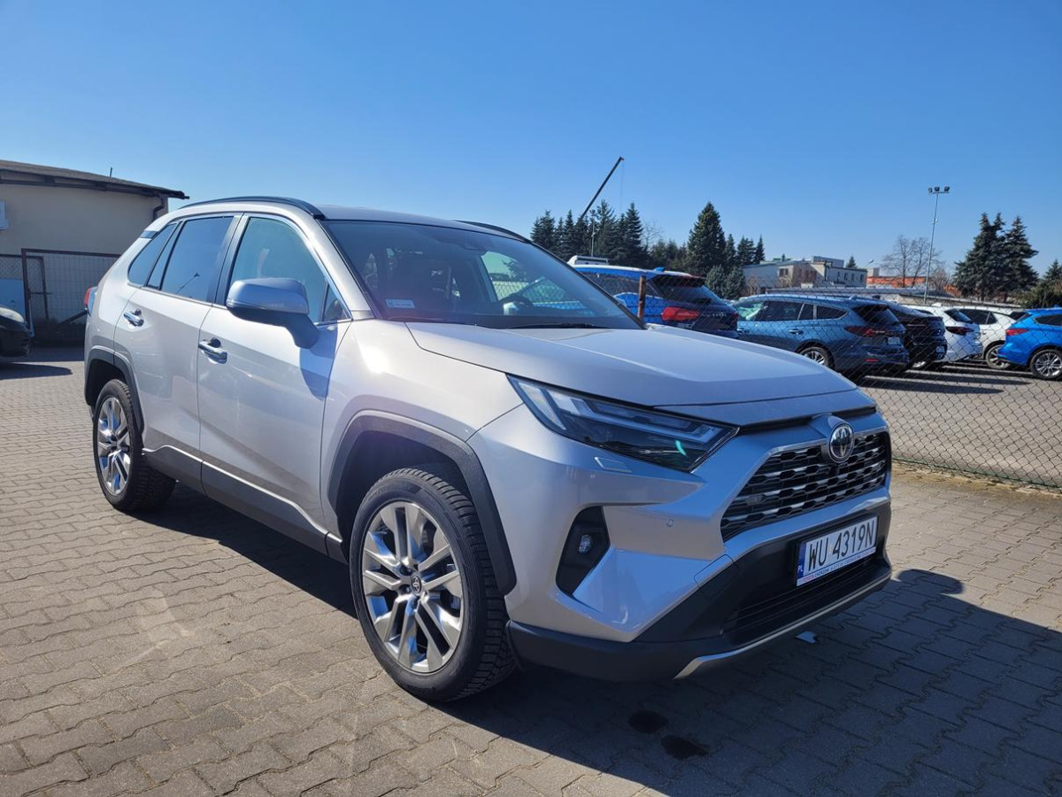 TOYOTA RAV4 SUV - SUV: picture 1 TOYOTA RAV4 SUV - SUV: picture 1