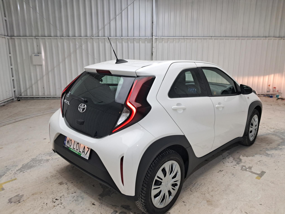 TOYOTA TOYOTA AYGO X HATCHBACK - Car: picture 4 TOYOTA TOYOTA AYGO X HATCHBACK - Car: picture 4