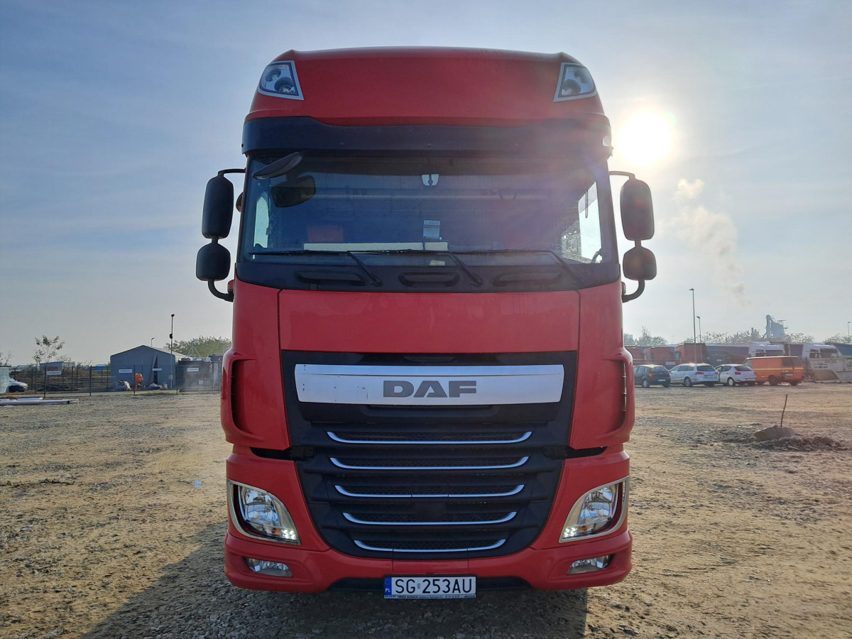 DAF XF 460 FT CIĄGNIK SIODŁOWY - Tractor unit: picture 3 DAF XF 460 FT CIĄGNIK SIODŁOWY - Tractor unit: picture 3