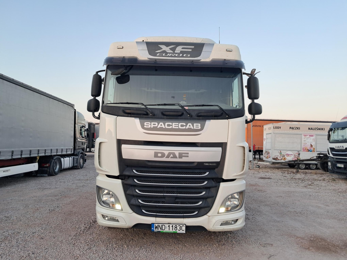 DAF XF 460 FT CIĄGNIK SIODŁOWY - Tractor unit: picture 3 DAF XF 460 FT CIĄGNIK SIODŁOWY - Tractor unit: picture 3