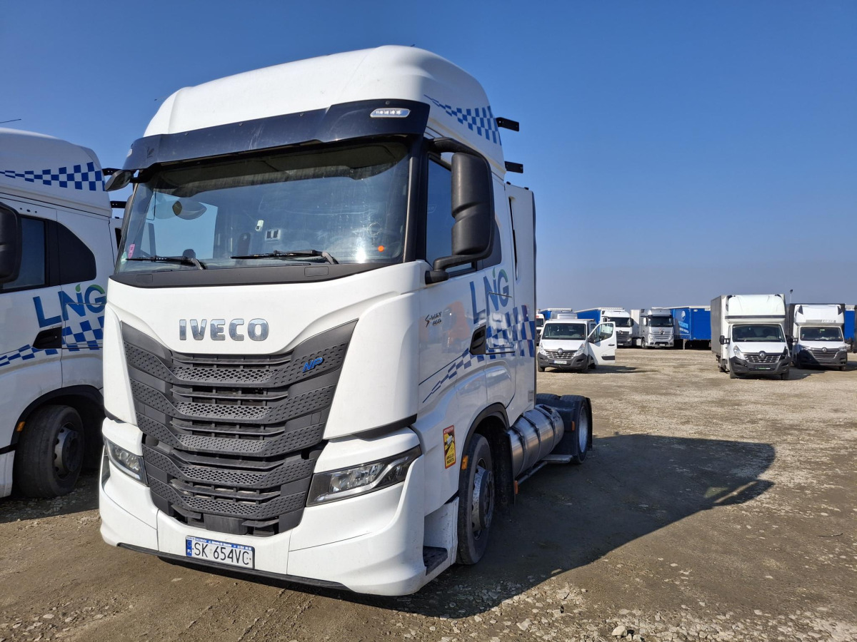 IVECO AS440ST/FP LT LNG CIĄGNIK SIODŁOWY - Tractor unit: picture 3 IVECO AS440ST/FP LT LNG CIĄGNIK SIODŁOWY - Tractor unit: picture 3