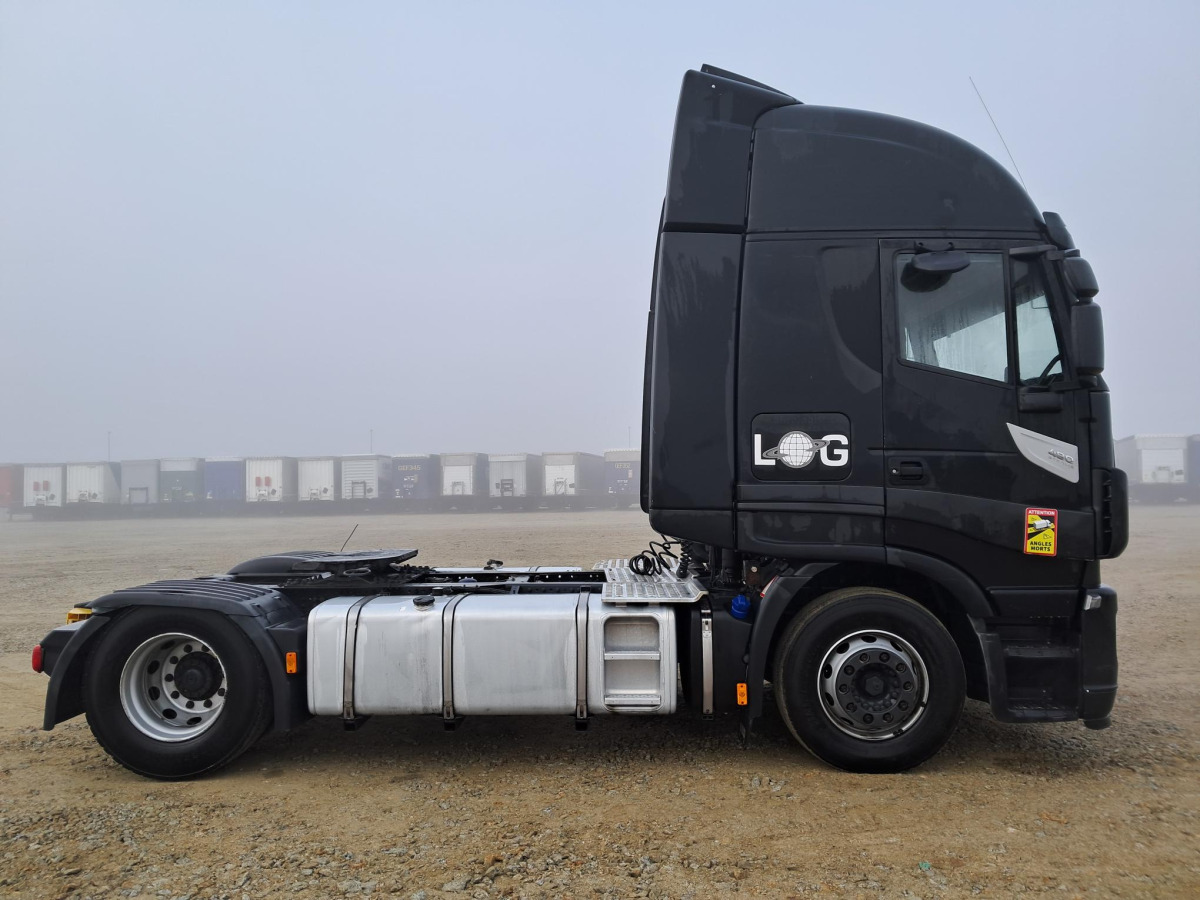 IVECO AS440T/P CIĄGNIK SIODŁOWY - Tractor unit: picture 4 IVECO AS440T/P CIĄGNIK SIODŁOWY - Tractor unit: picture 4