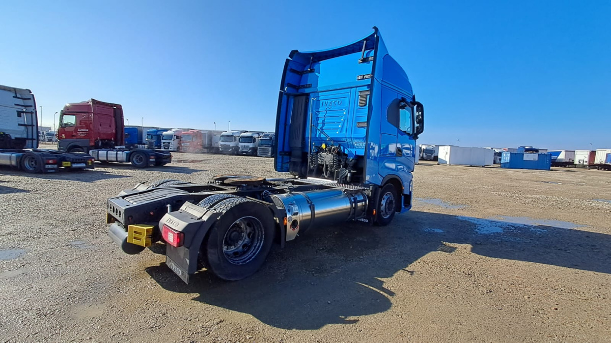 IVECO CIĄGNIK SIODŁOWY - Tractor unit: picture 5 IVECO CIĄGNIK SIODŁOWY - Tractor unit: picture 5