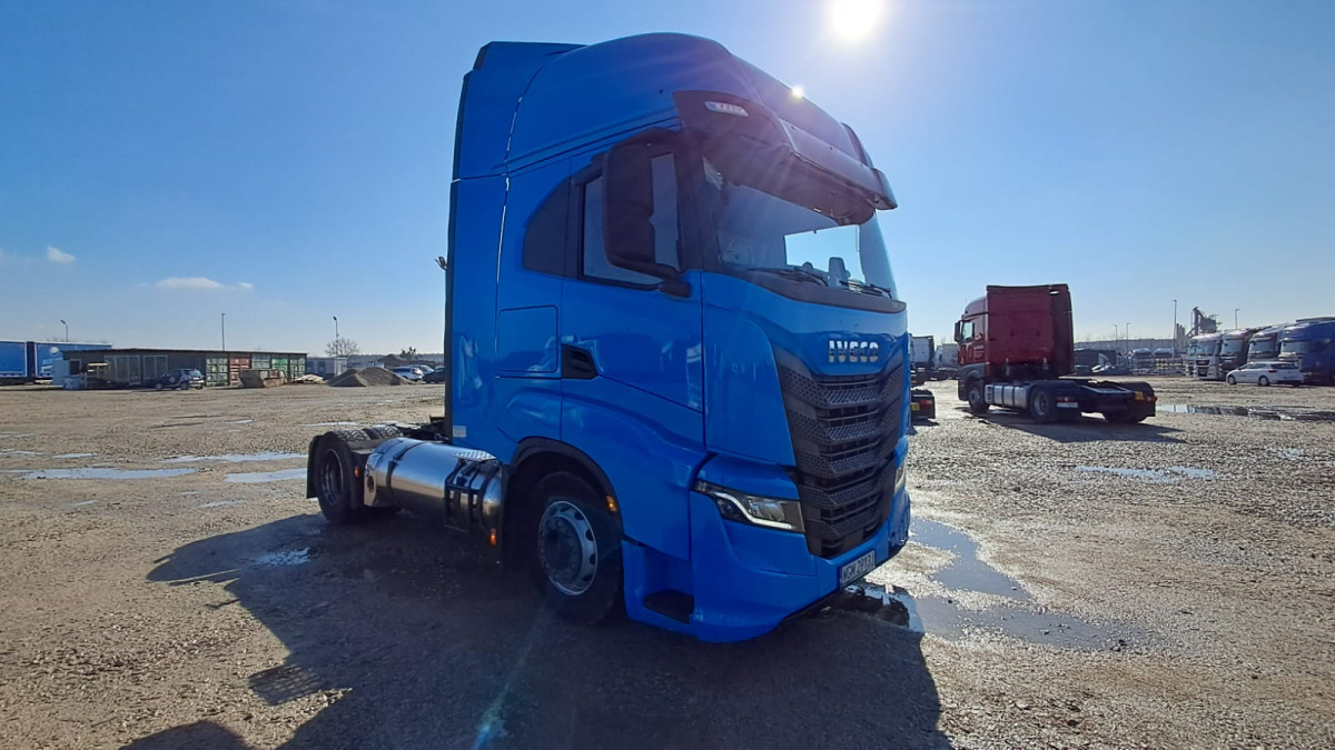 IVECO CIĄGNIK SIODŁOWY - Tractor unit: picture 1 IVECO CIĄGNIK SIODŁOWY - Tractor unit: picture 1