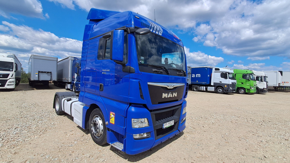 MAN TGX CIĄGNIK SIODŁOWY - Tractor unit: picture 1 MAN TGX CIĄGNIK SIODŁOWY - Tractor unit: picture 1