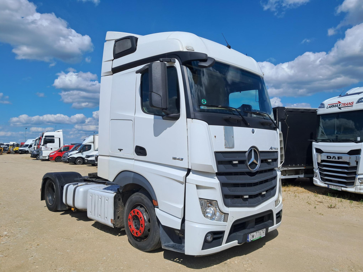 MERCEDES BENZ ACTROS CIĄGNIK SIODŁOWY - Tractor unit: picture 1 MERCEDES BENZ ACTROS CIĄGNIK SIODŁOWY - Tractor unit: picture 1