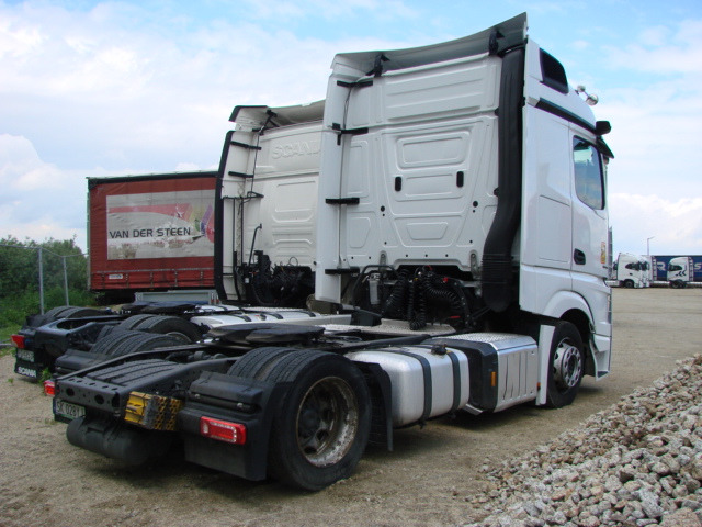 MERCEDES BENZ ACTROS CIĄGNIK SIODŁOWY - Tractor unit: picture 4 MERCEDES BENZ ACTROS CIĄGNIK SIODŁOWY - Tractor unit: picture 4