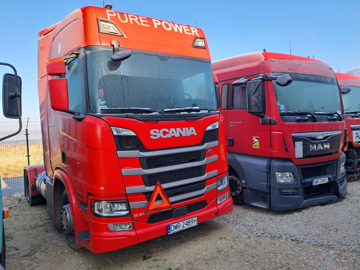 SCANIA R410 CIĄGNIK SIODŁOWY - Tractor unit: picture 1 SCANIA R410 CIĄGNIK SIODŁOWY - Tractor unit: picture 1