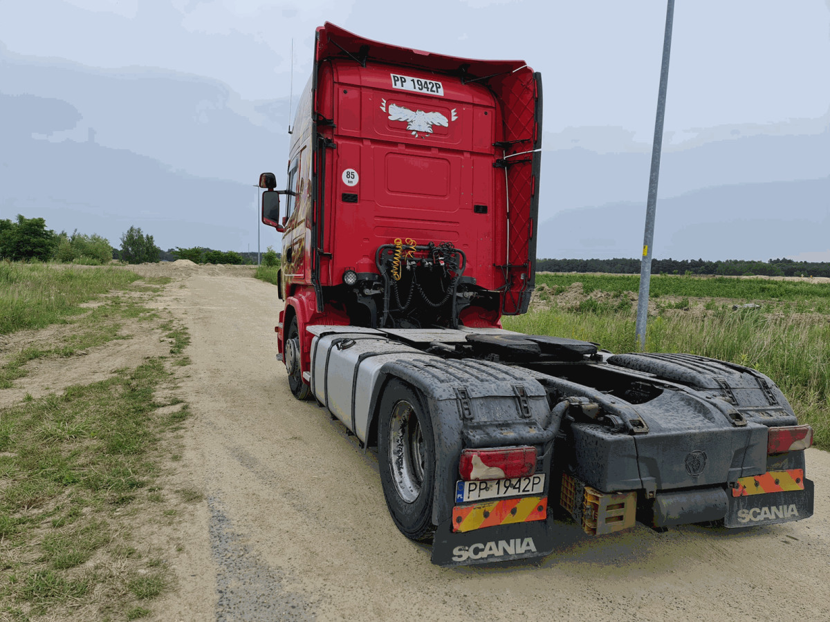 SCANIA R420 CIĄGNIK SIODŁOWY - Tractor unit: picture 4 SCANIA R420 CIĄGNIK SIODŁOWY - Tractor unit: picture 4