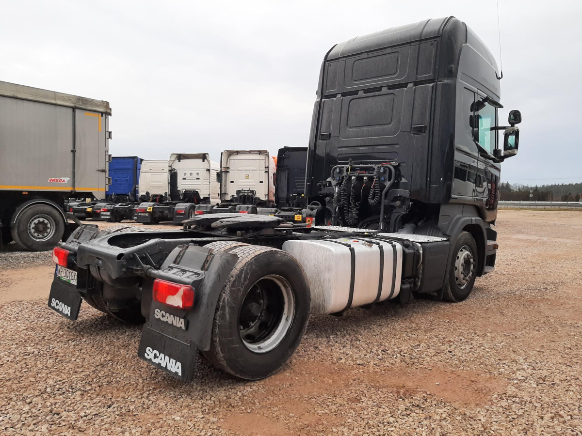 SCANIA R450 CIĄGNIK SIODŁOWY - Tractor unit: picture 4 SCANIA R450 CIĄGNIK SIODŁOWY - Tractor unit: picture 4