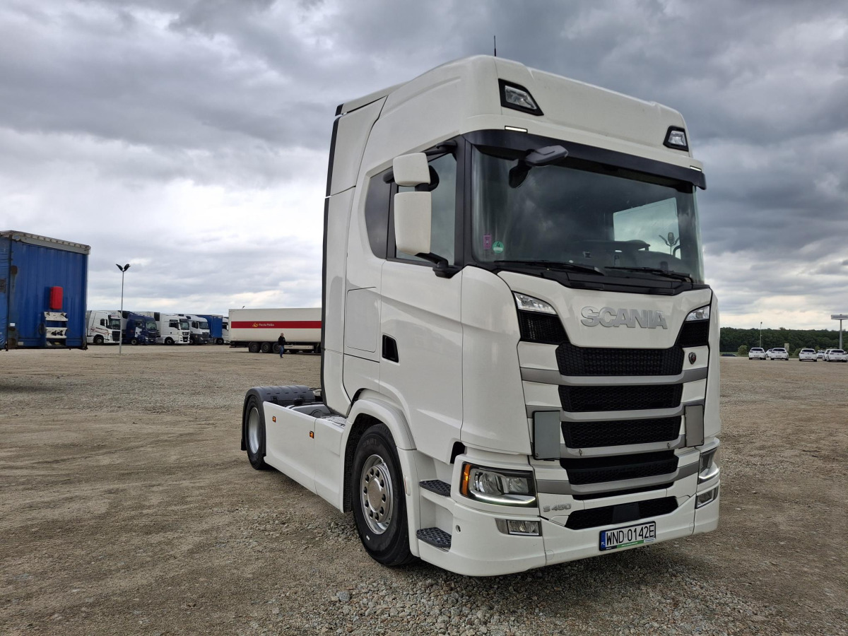 SCANIA S450 CIĄGNIK SIODŁOWY - Tractor unit: picture 1 SCANIA S450 CIĄGNIK SIODŁOWY - Tractor unit: picture 1